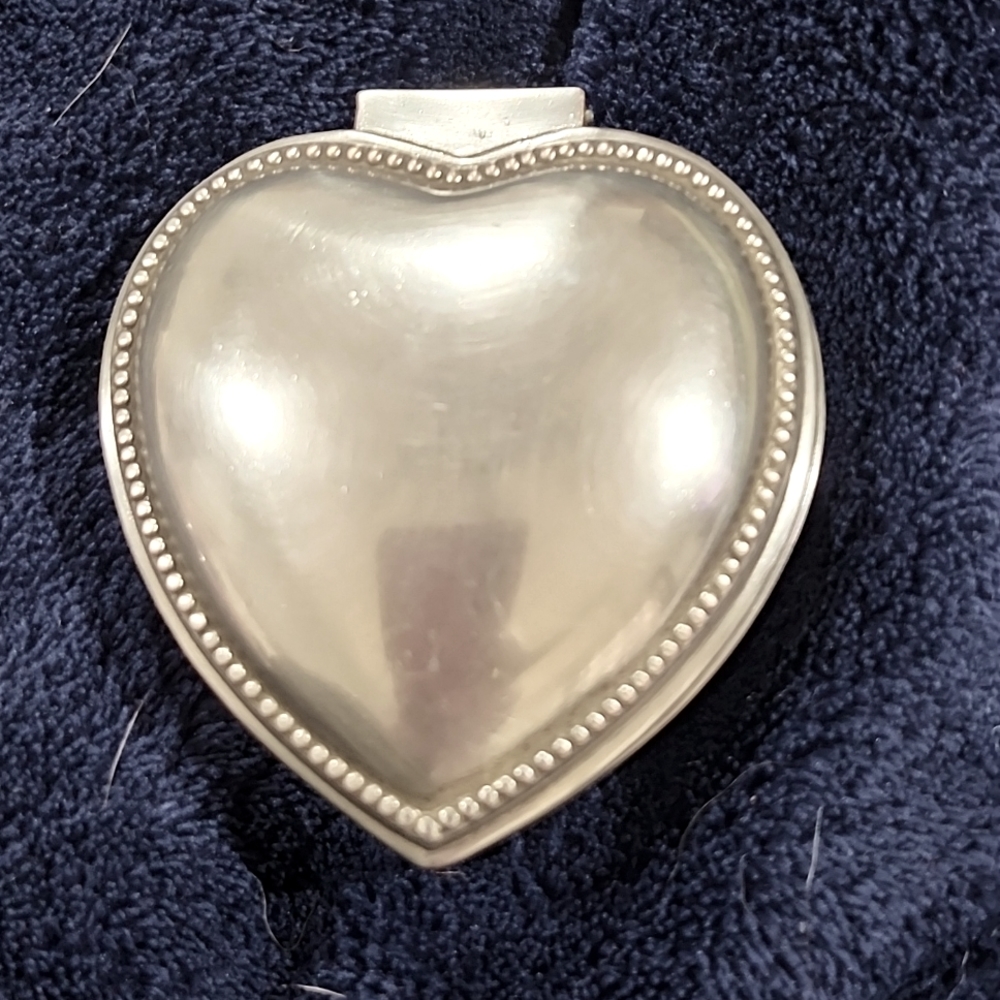 Vintage Jewelry Box Chrome Heart Velvet Inside Extra Large Substantial 80’s